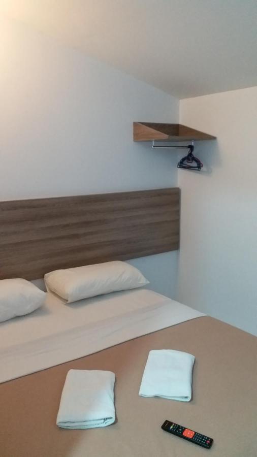 Hotel T